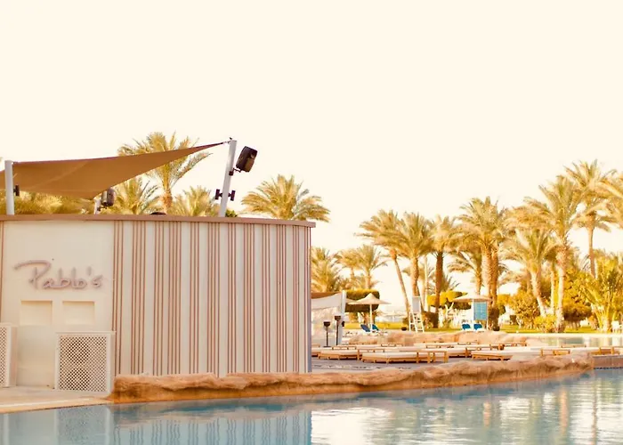 Pyramisa Beach Resort Sahl Hasheesh 5*